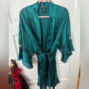 Beautiful Emerald VS Robe- M/L